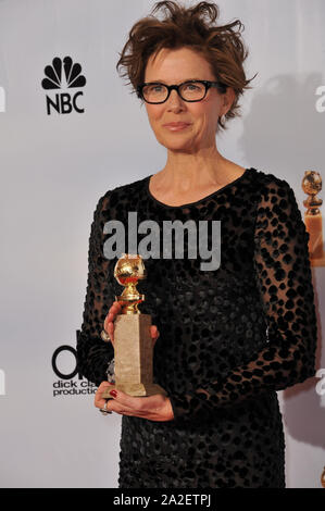 LOS ANGELES, Ca. Januar 16, 2011: Annette Bening am 68. Golden Globe Awards im Beverly Hilton Hotel. © 2011 Paul Smith/Featureflash Stockfoto