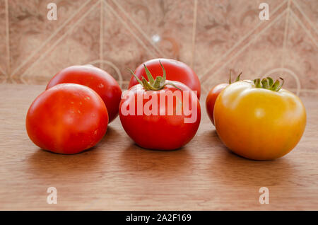 Seitenansicht der Tomaten Stockfoto