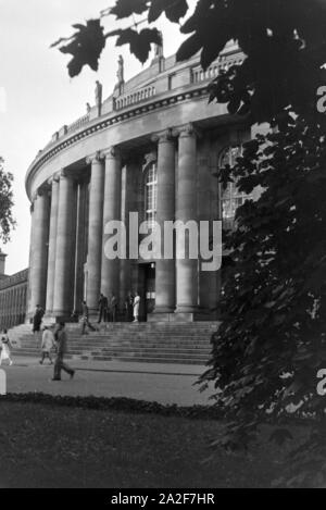 Das Opernhaus des Stuttgarter Staatstheaters, Deutschland 1930er Jahre. Das Opernhaus der Staatstheater Stuttgart, Deutschland 1930. Stockfoto