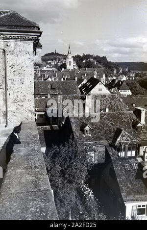 Der weite Blick vom Schloss Hohentübingen über sterben Altstadt, Tübingen, Deutschland 1930er Jahre. Der Panoramablick vom Schloss Hohentübingen über der Altstadt, Tübingen 1930. Stockfoto