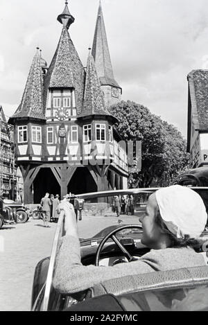 Ein Ausflug nach Michelstadt, Deutsches Reich 30er Jahre. Ein Ausflug nach Michelstadt, Deutschland 1930. Stockfoto