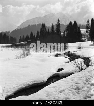 Ein Ausflug Nach Mittelberg in Österreich, 1930er Jahre Deutsches Reich. Eine Reise nach Mittelberg in Österreich, Deutschland der 1930er Jahre. Stockfoto