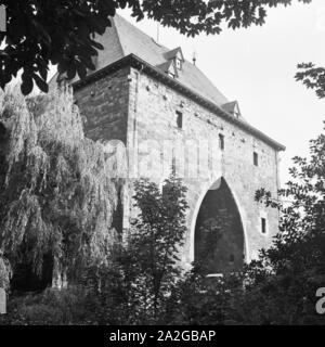 Das ponttor Aachen von Süden, Deutschland 1930er Jahre. Ponttor, eines der Tore der Stadt Aachen, aus dem Süden, Deutschland 1930. Stockfoto