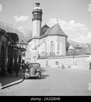 Ein Ausflug nach Innsbruck in Österreich, Deutsches Reich 30er Jahre. Eine Reise nach Innsbruck in Österreich, Deutschland 1930. Stockfoto