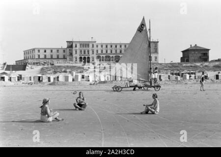 Sommerferien auf der Nordseeinsel Juist, Deutsches Reich 30er Jahre. Sommer Urlaub auf der Nordsee Insel Juist, Deutschland 1930. Stockfoto