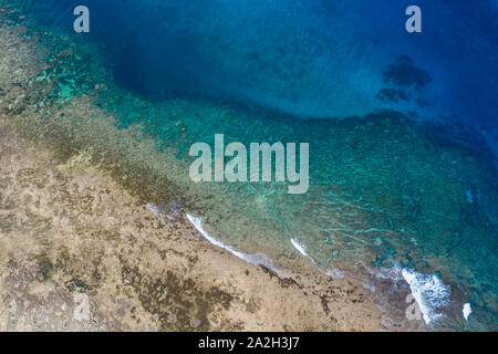 Luftaufnahme der Küstenregion in der Nähe Cloud 9 Surf genommen Region, Siargao, Philippinen Stockfoto