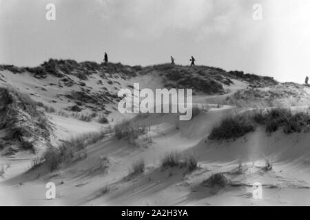 Sommerferien in Norderney, Deutsches Reich 30er Jahre. Sommer Urlaub auf Norderney, Deutschland 1930. Stockfoto