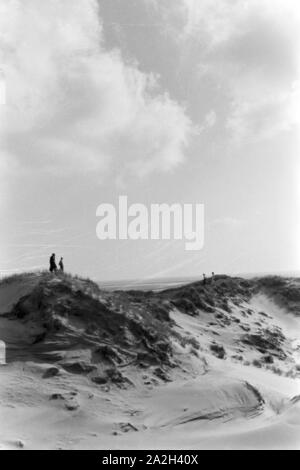 Sommerferien in Norderney, Deutsches Reich 30er Jahre. Sommer Urlaub auf Norderney, Deutschland 1930. Stockfoto