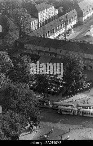 Alltagsszenen einer Stuttgarter Familie, Deutsches Reich 30er Jahre. Szenen aus dem Alltag einer Familie in Stuttgart, Deutschland 1930. Stockfoto