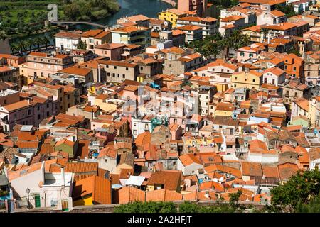 Stadt Bosa Stockfoto