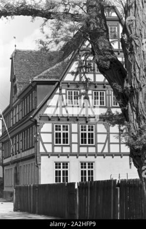 Ein Ausflug nach Bad Urach, Deutsches Reich 30er Jahre. Eine Reise nach Bad Urach, Deutschland 1930. Stockfoto