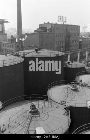 Blick in die Shell AG in Hamburg, Deutschland 1930er Jahre. Blick auf die Deutsche Shell AG, Hamburg, Deutschland 1930. Stockfoto