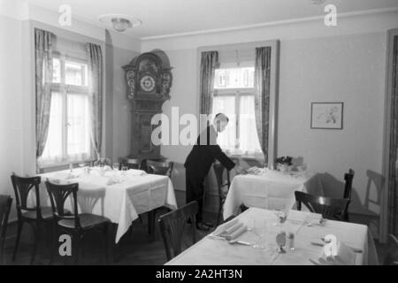 Urlaub im Schwarzwald, Deutsches Reich 30er Jahre. Urlaub im Schwarzwald, Deutschland der 1930er Jahre. Stockfoto