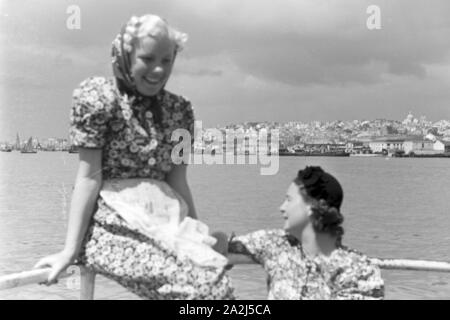 Die erste Madeira-Fahrt mit dem Kreuzfahrtschiff "gustloff", Deutsches Reich 1938. Die Jungfernfahrt der Kreuzfahrtschiff "gustloff", Deutschland 1938. Stockfoto