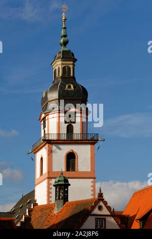 Erbach im Odenwald: Kirchturm der lutherischen Pfarrkirche, Kreis Odenwald, Hessen, Deutschland Stockfoto