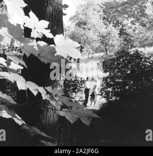 Ein Ausflug nach Stuttgart, Deutsches Reich 30er Jahre. Eine Reise nach Stuttgart, Deutschland 1930. Stockfoto