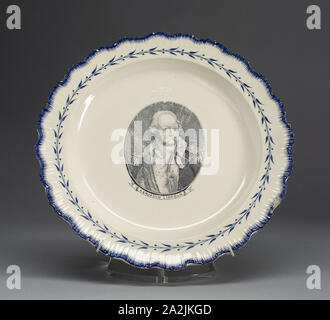 Platte, C. 1790, Englisch für den amerikanischen Markt, Leeds, England, Creamware, Diam. 24,3 cm (9 9/16 Zoll Stockfoto