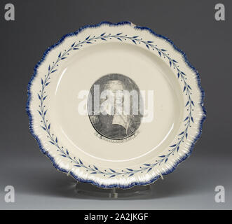 Platte, C. 1790, Englisch für den amerikanischen Markt, Leeds, England, Creamware, Diam. 24,3 cm (9 9/16 Zoll Stockfoto