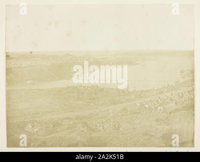 Inneren Hafen von Sebastopol, Brücke, die die Stadt mit der Vorstadt Fort Nickolas am Eingang, 1855, James Robertson, Scottish, C. 1813 - d. Nach 1881, Schottland, Albumen print, 23,1 x 30,4 cm (Bild/Papier), 31,9 x 40,5 cm (Berg/Seite Stockfoto