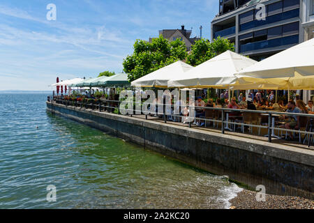Seepromenade in Friedrichshafen am Bodensee, Bodenseeraum, Baden-Württemberg, Deutschland Stockfoto