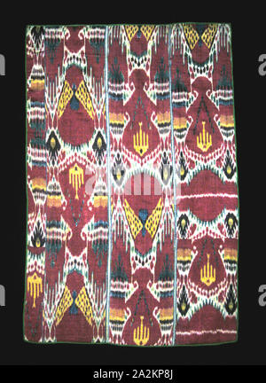 An der Wand besteht aus drei Panels, 1825/75, Usbekistan, Buchara, Usbekistan, Seide, Warp-faced in Leinwandbindung, Warp-gefärbt (Ikat), Bindung: in Leinwandbindung, Futter auf der Rückseite: Baumwolle, Warp-float konfrontiert die Atlasbindung, 139,9 x 90,8 cm (55 1/8 x 35 in Stockfoto