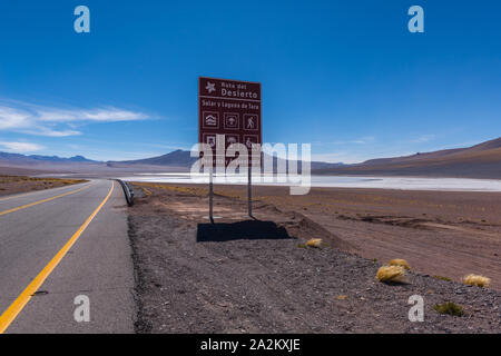 Entlang der Nationalstraße von San Pedro de Atacama, Chile, dem argentinischen Grenzstadt Jama, der Republik Chile, Lateinamerika Stockfoto