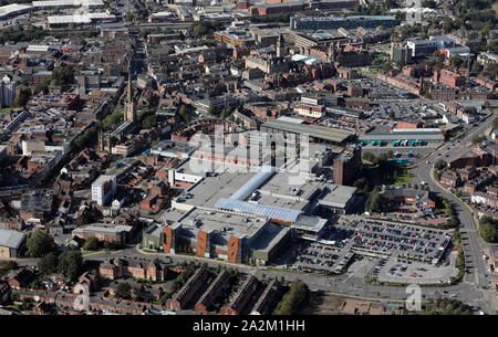 Luftaufnahme der Dreifaltigkeit Walk Shopping Centre, Wakefield, West Yorkshire Stockfoto