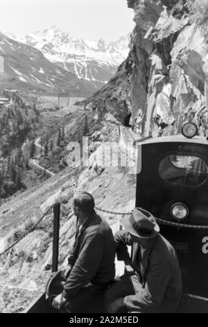 Ein Dorf entsteht am Piz Buin, Deutsches Reich 30er Jahre. Ein Dorf, das sich auf den Piz Buin, Deutschland 1930. Stockfoto