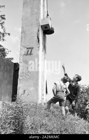 Ein mit Erdgas befeuerter Haushalt, Deutsches Reich 30er Jahre. Ein Gas beleuchteten Haushalt, Deutschland 1930. Stockfoto