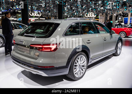 FRANKFURT, Deutschland - 13.09.2017: Audi A4 Allroad Quattro Auto auf der Frankfurter IAA vorgestellt. Stockfoto