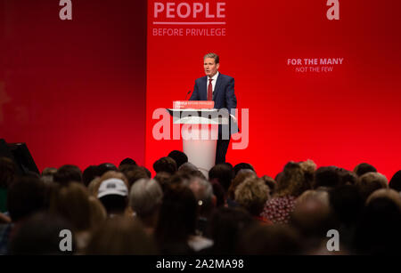 Sir Keir Starmer, Schatten Staatssekretär für die Europäische Union zu verlassen, gibt seine Rede auf dem Labour-Parteitag in Brighton. Stockfoto