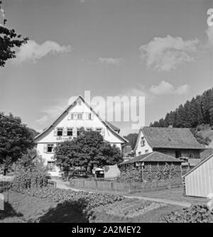 Und äh Höhle Luftkurort Bad Rippoldsau-Schapbach Im Schwarzwald, Deutschland, 1930er Jahre. Bei der Luftkurort Bad Rippoldsau-Schapbach im Schwarzwald, Deutschland der 1930er Jahre. Stockfoto