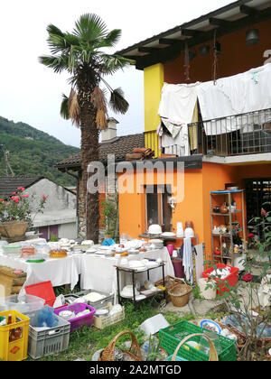 Schweiz, Tessin, Sant'Antonino, Antiquitäten Messe Stockfoto