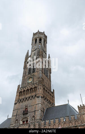 Panoramablick auf die wunderschöne Stadt Brügge (Brügge) Altstadt in Belgien Stockfoto
