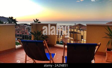 Blick auf die Bucht von Apartment am Strand im südlichen Spanien, Cartagena Stockfoto