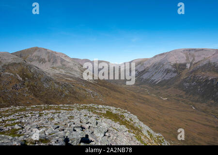 Lairig Ghru Route entlang, im Herzen des Cairngorms National Park Schottland, das zu den Teufeln Punkt Braeriach Ben Macdui und Engel Peak führt Stockfoto