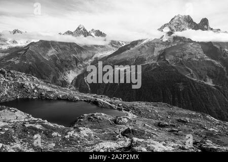 Lac des Chéserys, Chamonix-Mont-Blanc Valley, Aiguilles Rouges massiv, Haute-Savoie, Frankreich Stockfoto