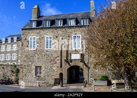 Frankreich, Manche, Cotentin, Granville, der Oberen Stadt, in die Juden Straße // Frankreich, Calvados (50), Cotentin, Granville, La Haute Ville, Porte dans l Stockfoto