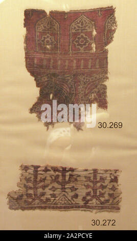 Unbekannt (indisch), bedruckte Baumwolle Textil Fragment, 15./16. Jahrhundert, Baumwolle, 8 1/2 x 6 3/4 in Stockfoto