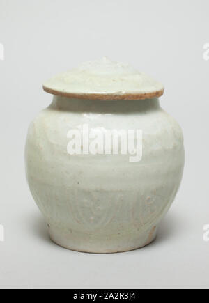 Unbekannt (Chinesisch), JAR, 960/1279, Porzellan, Höhe: 3 cm. (8,9 cm Stockfoto