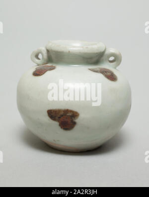 Unbekannt (Chinesisch), JAR, 960/1279, Porzellan, Höhe: 5,5 cm (5,4 cm Stockfoto