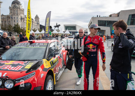 Liverpool, Großbritannien. 3. Okt, 2019. Sébastien Ogier arives an Liverpools Pier Head, vor dem Beginn des Wales Rally GB, Kredit: Jason Richardson/Alamy leben Nachrichten Stockfoto