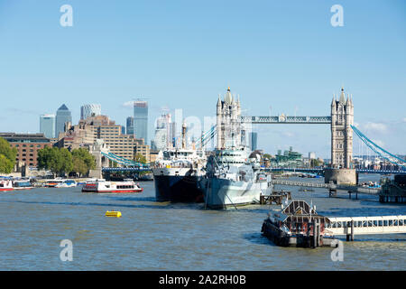 HMS. Belfast Cruiser und Tower Bridge im 13. September 2019. London (UK) Stockfoto