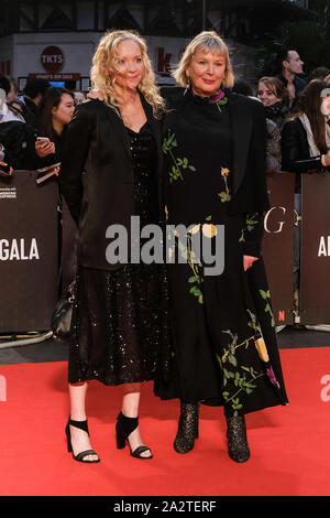 LUXE Odeon Leicester Square, London, UK. 3. Okt, 2019. Timothée Chalamet Posen auf dem roten Teppich an der London Film Festival: Der König - American Airlines Gala. Bild von der Credit: Julie Edwards/Alamy leben Nachrichten Stockfoto