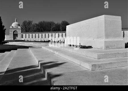 Tyne Cot Friedhof im Ersten Weltkrieg bei Ypern / Ieper Flandern Stockfoto