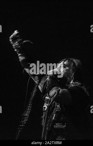 Mailand, Italien. Vom 5. Dezember 2017. Brasilianische band Cavalera Conspiracy mit Max und Igor Cavalera führt bei Live-Musik-Club. Brambilla Simone Fotografie Stockfoto