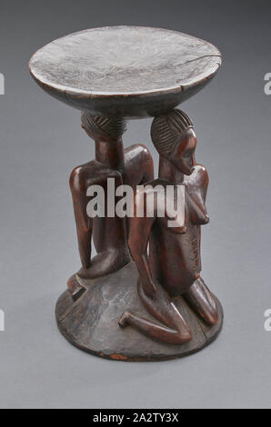 Hocker mit Janus weiblichen Figuren, Zela, Anfang des 20. Jahrhunderts, Holz, 15-1/8 x 9 x 9 in., Afrikanische Kunst Stockfoto