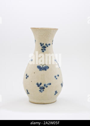 Vase Ming Dynastie, Ming dynasty, 1621-1627, Porzellan, unterglasur, 10-1/4 x 3-13/16 (Durchm.)., Asiatische Kunst Stockfoto