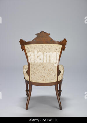 Side Chair, Johannes Jelliff (American, 1813-1893), Johannes Jelliff und Firma, Hersteller (Amerikanische), Zugewiesen zugeschrieben, M.&H. Schrenkeisen, Hersteller (Amerikanische), ca. 1860-1870, Rosenholz, Polsterung, Perlmutt Medaillons, 39-3/4 x 22 x 26 in., eingeschrieben, der hinteren rechten Bein, in der Nähe der Sitz: C.W. PAT, die dekorativen Künste Stockfoto