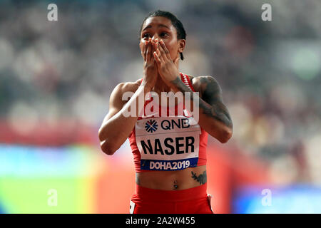 Bahrain Salwa Eid Naser feiert Gold gewinnen in den letzten Rennen der 400 Meter Frauen während der Tag sieben der IAAF Weltmeisterschaften am Khalifa International Stadium, Doha, Katar. Stockfoto